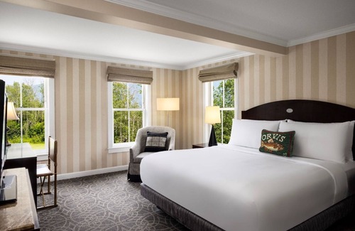 Manchester Hotel | Indoor Pool, Spa & Trails – Peaceful Vermont Resort Experience