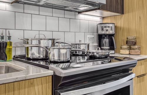 Beltline Apartment | Indulge in YYC's Best! Private Den, Patio on 17th