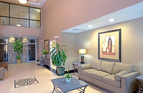 Tucson House | Indulgent Retreat w/ Wi-Fi & Great Location!