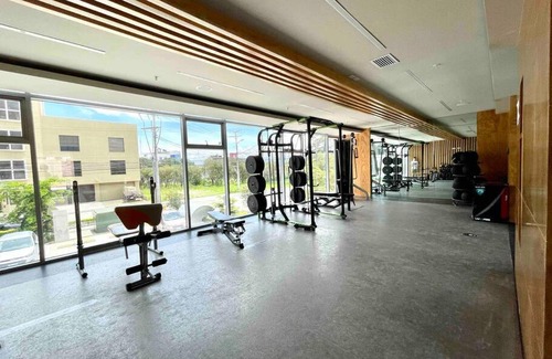 Rohrmoser House | Industrial 2BR perfect location w/AC + sunset view