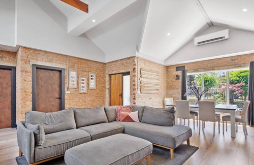 Somers House | Industrial Chic in Templestowe