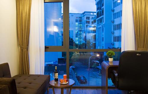Dich Vong Hau Hotel | Inearth Hotel - 华夏商务酒店