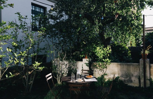 Santiago de Compostela Historic Centre Apartment | Inferniño Apartments. The shed