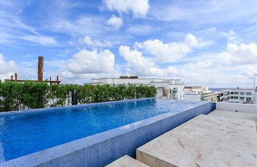 Downtown Apartment | Infinito 04 By Tripintravel