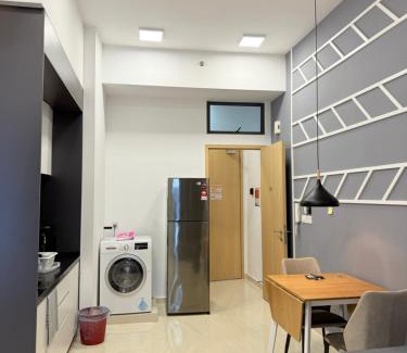 Kuala Lumpur City Centre Apartment | Infinitum Sky Pool Suites At KL