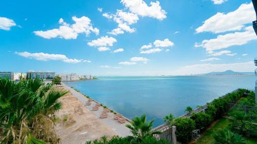 Les Berges du Lac Apartment | Infinity View: Spacious 3 bd with Lake View