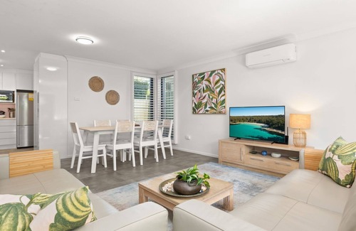 Huskisson House | Inish by Experience Jervis Bay