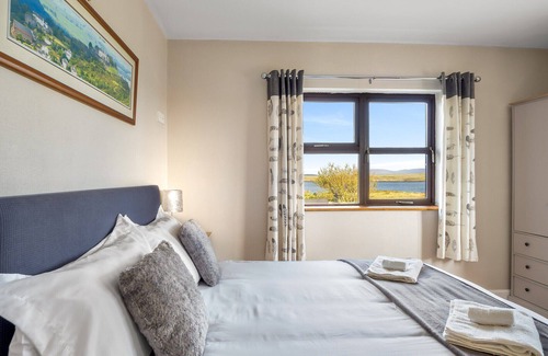 Connemara House | Inishnee Haven with sea and mountain views
