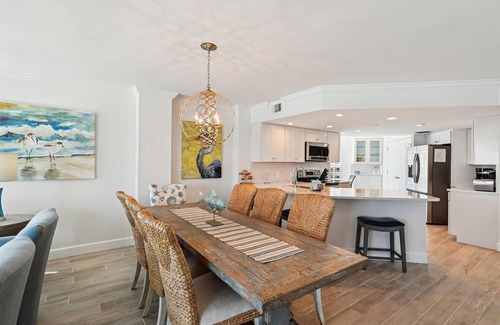 Holiday Isle Condo | Inlet Reef 301 is an absolutely stunning 3 BR - completely remodeled Gulf Front