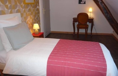 Epieds-en-Beauce Cottage | Inn Épieds-en-Beauce, 3 bedrooms, 5 people