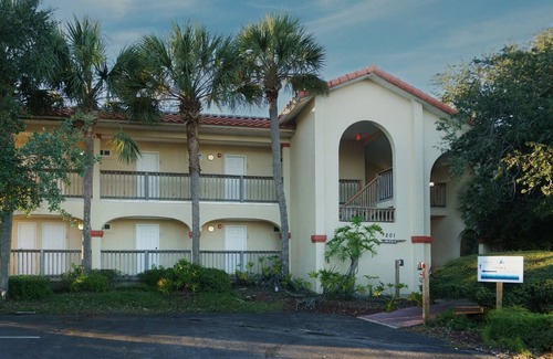 St. Augustine Apartment | Inn at Camachee Harbor View Suite 29
