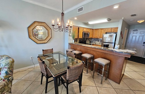 Dauphin Island Condo | Inn at Dauphin Island 109 Family Friendly Sleeps 8-Walk out to Pool and Beach
