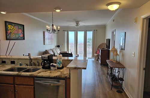 Dauphin Island Condo | Inn at Dauphin Island 212 Family Friendly Sleeps 8 with Great Views!