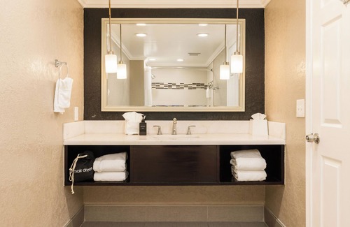 Lompoc Hotel | Inn at Highway 1