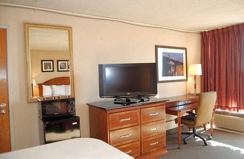 Lloyd District Hotel | Inn At The Convention Center