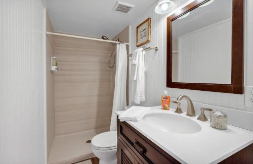 Lampasas House | Inn Cahoots at Bent Tree Ranch