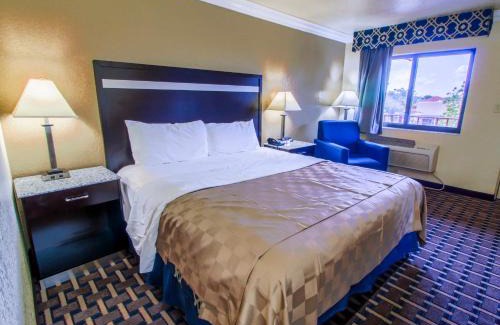 Hunt Club Hotel | Inn of America