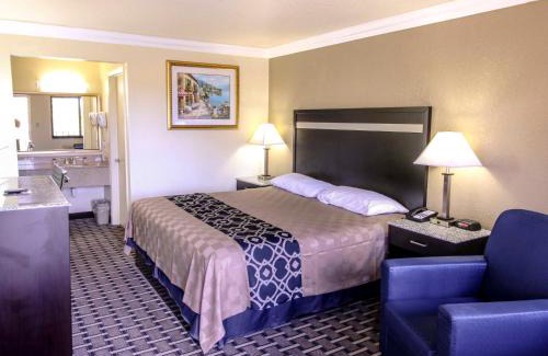 Hunt Club Hotel | Inn of America