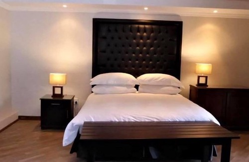 Pretoria House | Inn On Mars