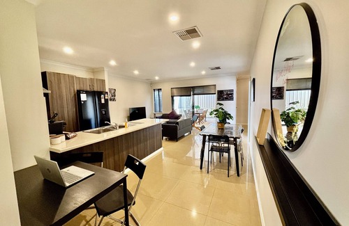 Innaloo House | Innaloo Family Oasis · 3BR · 2BA · 2PKG