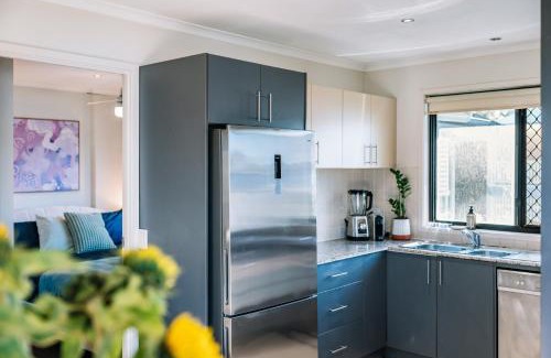 New Farm House | Inner City New Farm 3-Bed Townhouse with Yard