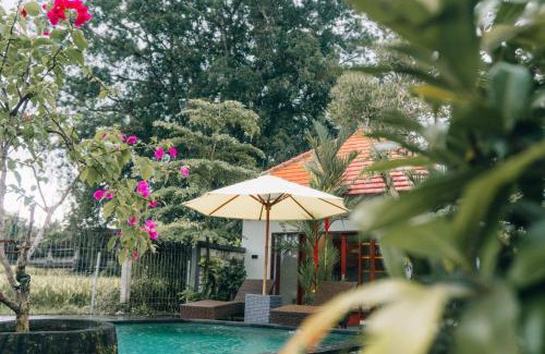 Melayang Bed & Breakfast | Insenja Ubud Villa & Resto