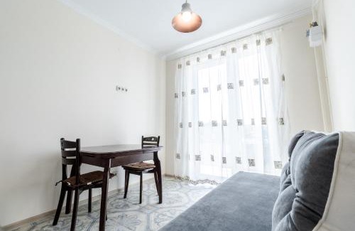 Lviv City Center Apartment | InshiApartments on Hazova str 4