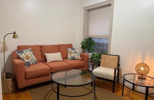 Manhattan Valley Apartment | Inspire the vibrant energy of Columbia University