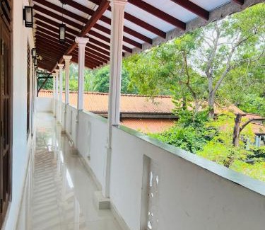 Kataragama Hotel | INTEC Kedella Guest