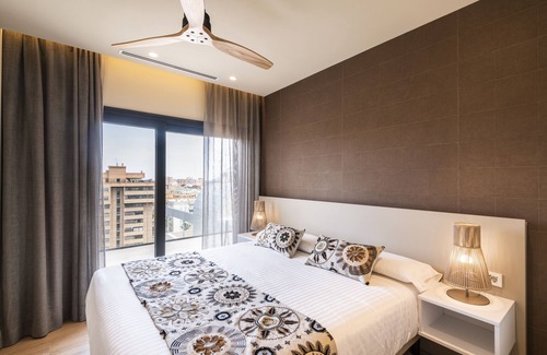 Penya-roja Hotel | Intelier Core Suites Valencia