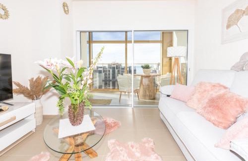 Cala Apartment | Intempo Luxury Sky Resort and Spa by Kitti