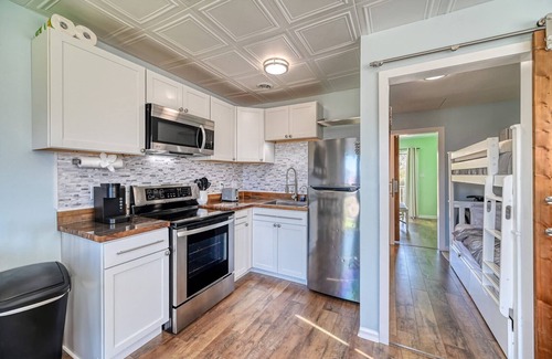 Sneads Ferry House | Intercoastal Views- Dog Friendly with added pet fee -Walk to Beach