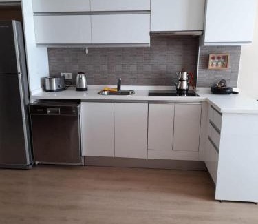 Atasehir Apartment | Intimate Suite 1 Bedroom at Center of Atasehir