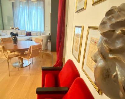 Milan Centre Apartment | INTOMILAN I Design Apartment Galleria Del Corso