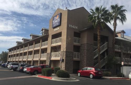Ahwatukee Foothills Hotel | InTown Suites Extended Stay Phoenix AZ - Chandler