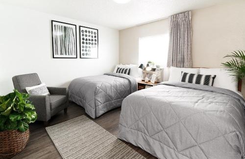 St. Charles Hotel | InTown Suites Extended Stay St. Louis MO - St. Charles