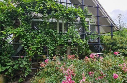 Uffelte House | InUffelte - Cottage en Glazen Voorhuis samen