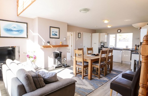 Downings House | INVERBEG COTTAGE 2, family friendly, with a garden in Downings