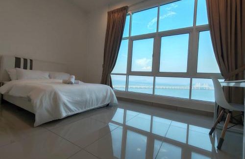 Bayan Lepas Apartment | Invincible Seaview Vacation Condo 3R3B 8Pax