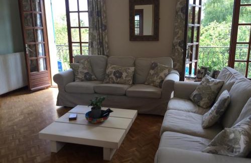 Saint-Romain Apartment | Inviting 2-Bed Apartment with pool in Saint-Romain