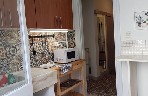 Kypseli Apartment | Ionian Apartment- Athens Center, 6 BD, 2.5 BATH