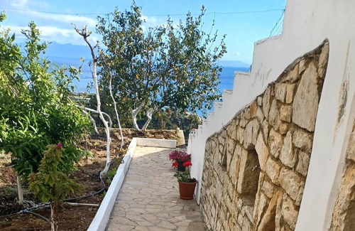 Qeparo House | Ionian View Guest House