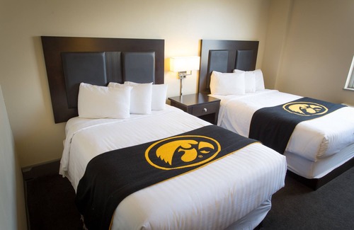 Mann Hotel | Iowa House Hotel