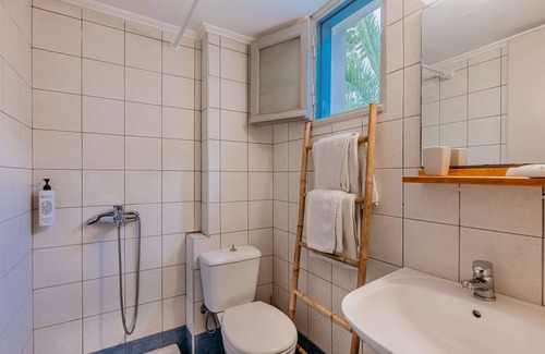 Hersonissos Centre Hotel | Iphigenia Mythic Retreat