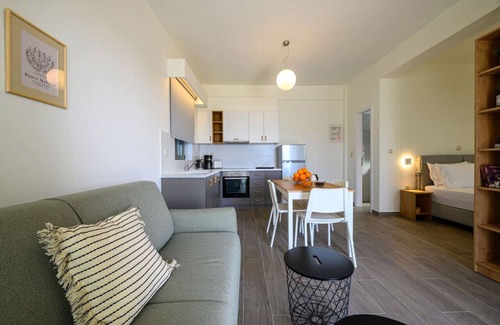 Kardamyli Apartment | Ipso Kardamyli Lithos
