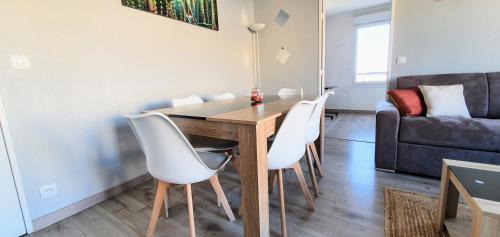 Orly Apartment | IRIS-12 Min aéroport PARIS ORLY - Arrivée autonome- Wifi & Parking gratuit