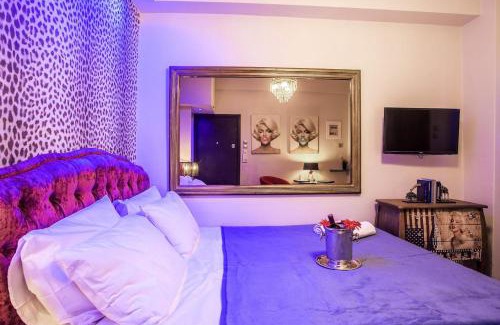 Neapoli Apartment | Iris exclusive ap in historic center