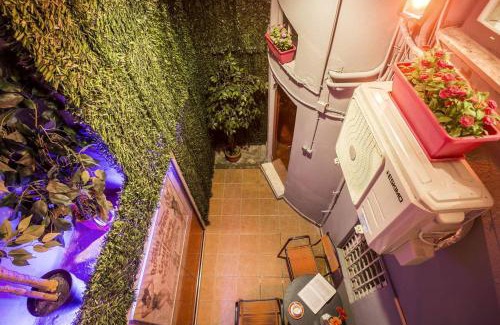 Neapoli Apartment | Iris exclusive ap in historic center