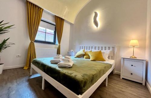 Old City Apartment | Iris Le Dôme
