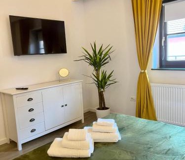 Old City Apartment | Iris Le Dôme